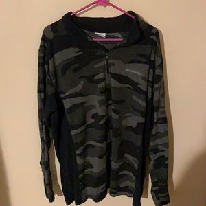 Columba camo fleece pullover